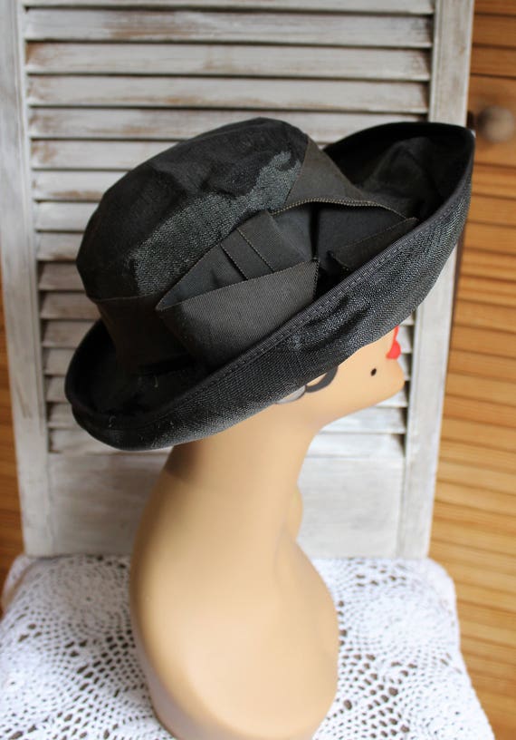 Vintage. Black/hat with bow. Cute hat. Adorable! - image 9