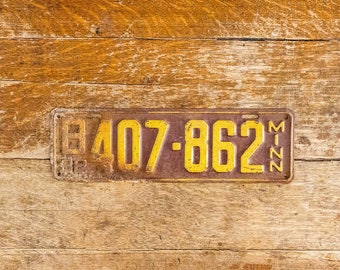 1932 Minnesota License Plate Vintage Maroon Wall Decor 407 862