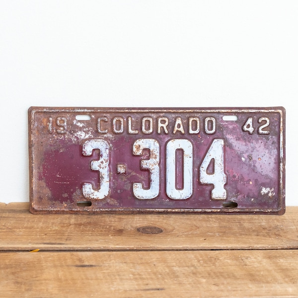 Colorado 1942 License Plate Vintage Maroon Wall Hanging Decor