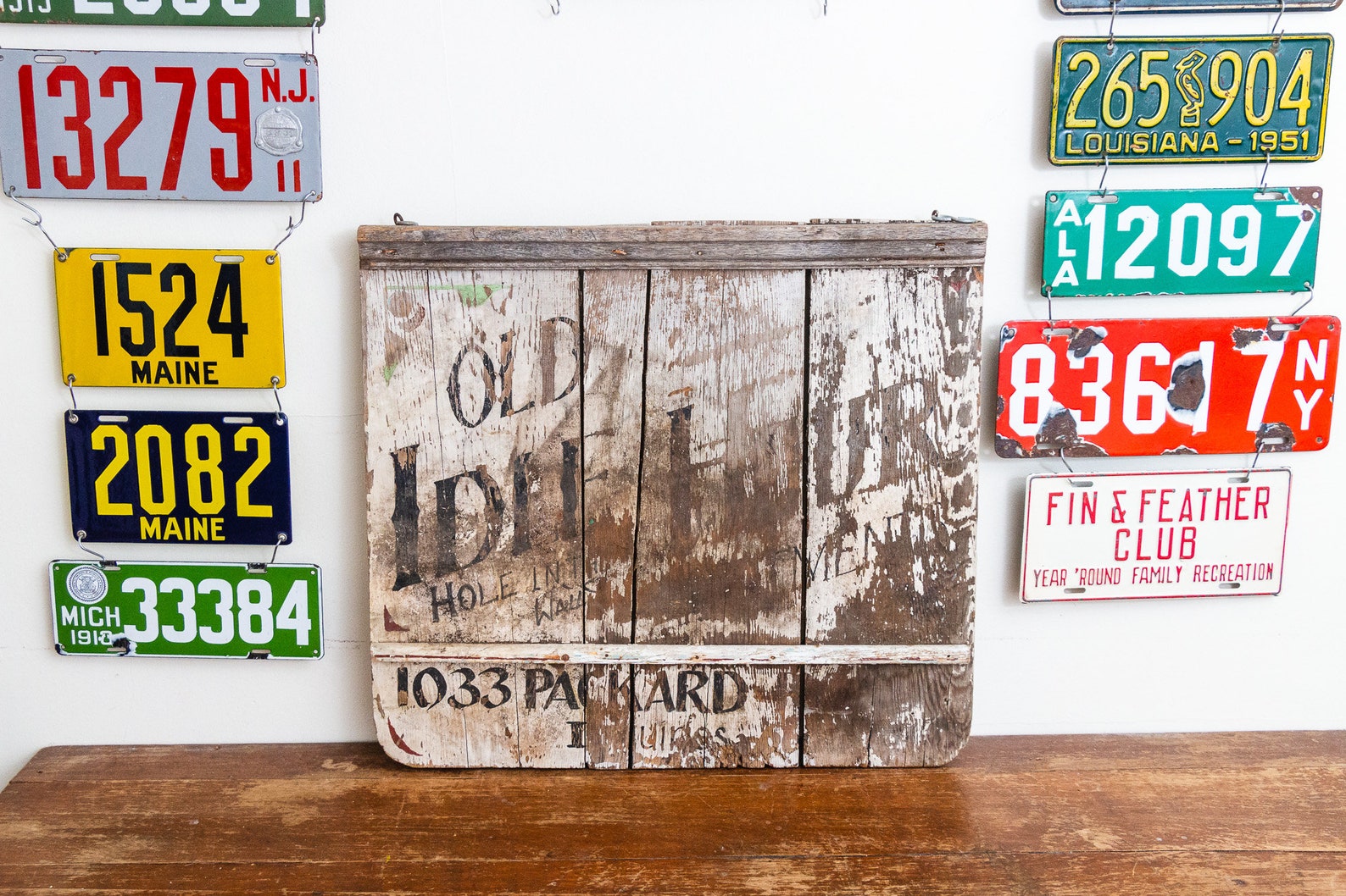 Chippy White Wooden Trade Sign Vintage Idle Hour Apartments Etsy