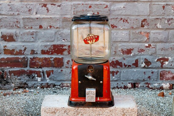 Victor V 1 Cent Topper Deluxe Decal Gumball Vending Machine