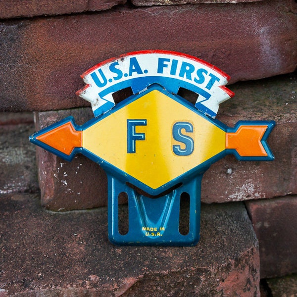 Sunoco USA First FS Initials License Plate Topper Vintage Automobilia