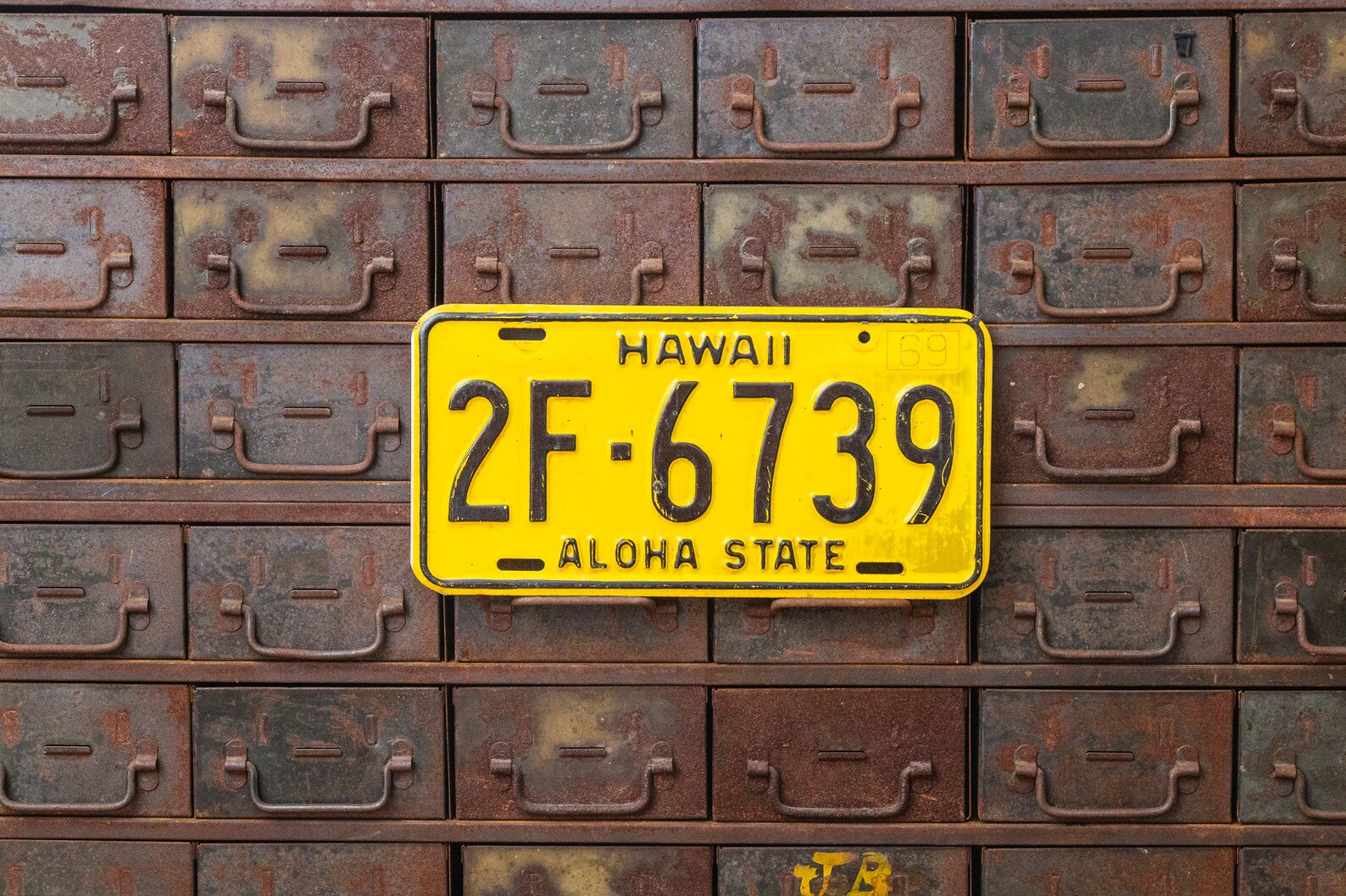 Hawaii 1969 Yellow License Plate Vintage Wall Hanging Decor Etsy