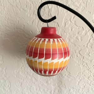 Native America Indian Pottery, American Indian Christmas Ornaments, Navajo Etched Christmas Tree Ornaments, Navajo Collectable .