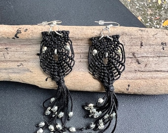 Native America Indian Jewelry, Genuine Cherokee Beadwork, SouthWest Owl Earrings, Cherokee Beaded Earrings, Owl Earrings.