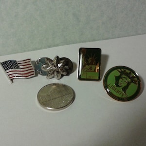 4 patriotic pins