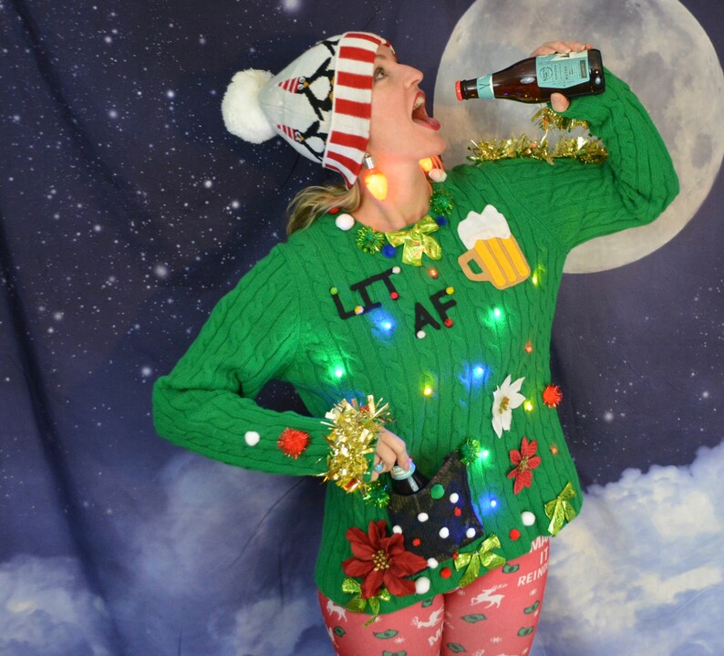 XL Ugly Christmas Sweater Lit AF Beer Holder sweater light