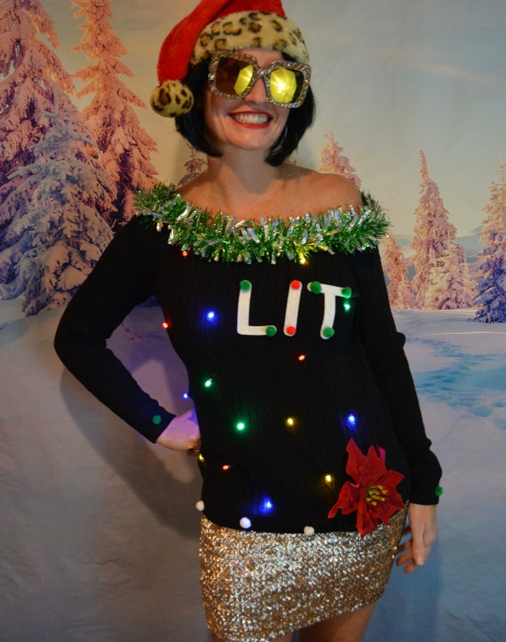 H&m off the shoulder christmas clearance sweater