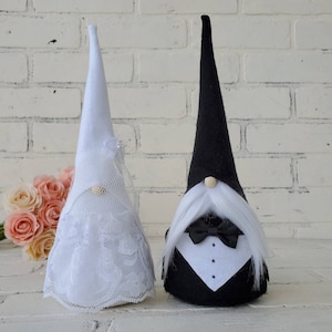 Bride & Groom gnome, wedding gift, nisse gnome, engagement gift