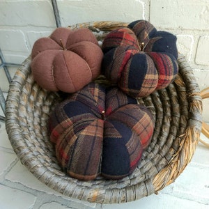 Fabric pumpkins, fall pumpkins, fall decor, plaid pumpkin