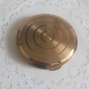 Vintage 1960s Kigu Powder Compact, Unused, Geometric Design, Gold Tone, Vintage Beauty Accessories, Handbag Mirror, Gift For Her