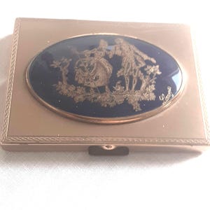 Vintage Limoges Patry&#39;s Compact , Signed Limoges, Courting Lovers Design,  Brass Cover,  French, Retro Beauty, Original Label