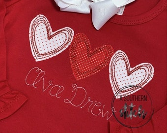Heart Appliqué Trio / Ricamo / San Valentino Cuore / Camicia Increspatura Ragazza / San Valentino