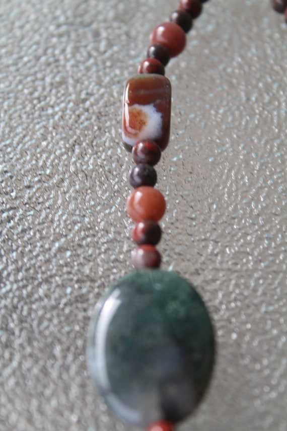 Vintage Handmade stone necklace - image 8