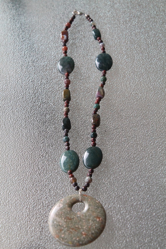 Vintage Handmade stone necklace - image 1