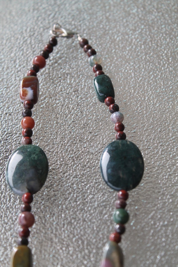 Vintage Handmade stone necklace - image 9