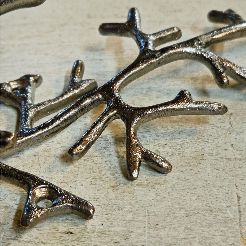 Anthropologie Korallenzweig Wandhaken – Gusseisen Küsten Dekor – Neu mit Etikett eingestellt Bild 6