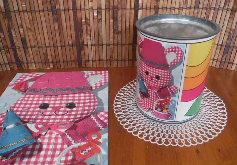 Retro Animals Art Decor Vintage Retro Party Bunny Jigsaw Puzzle Mod Groovy 1970/'s Bunny Rabbit Birthday Tube Canister Jigsaw Puzzle
