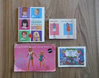 4 Vintage Barbie Skipper Dawn Hefte - Living Barbie Wonderful World of Dawn Barbie Fashions Bücher - Vintage 1960er Jahre Barbie-Puppe Ephemera