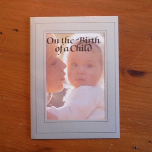 Libro regalo vintage sulla nascita di un bambino - Libretto di biglietti religiosi vintage per neonati degli anni '80 - Diario religioso per neonati degli anni '80 Ephemera