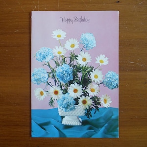 Cartão de feliz aniversário vintage dos anos 60 - Cartão de feliz aniversário kitsch de flores florais dos anos 60 - Coisas efêmeras de aniversário vintage