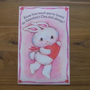 Biglietto di San Valentino pieghevole vintage a forma di coniglietto - Biglietto di San Valentino retrò anni '70 - Biglietto di San Valentino vintage lucido e mod Ephemera