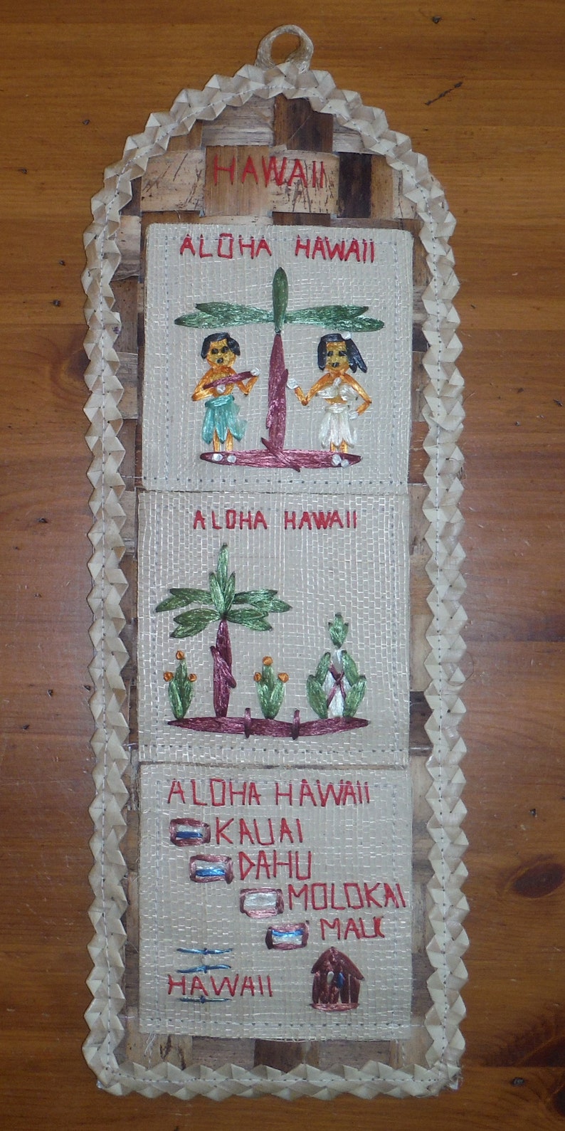 Vintage Tiki Tropical Barware Decor Vintage Kitschy Hawaii Woven Wall Organizer 1980/'s Hawaiian Aloha Letter Postcard Wall Pocket Holder