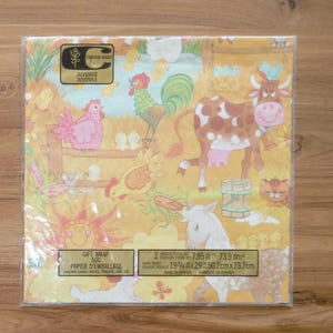 Delightful Vintage Children&#39;s Wrapping Paper - 1970&#39;s Farm Farmyard Barn Animals Gift Wrap - &#39;70&#39;s Boy Girl Gift Wrap Junk Journal Ephemera