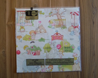 Delightful Vintage Children's Wrapping Paper - 1970's Cute Child Zoo Animal Animals Gift Wrap - '70's Boy Girl Gift Wrap Journal Ephemera