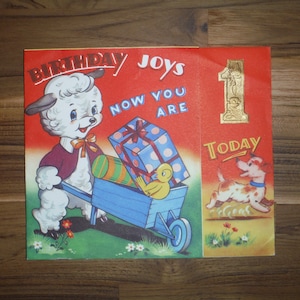 Beste Vintage Erster Geburtstagskarte - 50er Jahre Baby Lamm Ein Jahr Erster Geburtstagskarte - 50er Jahre Niedlicher erster Geburtstag Scrapbook Ephemera