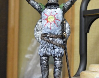 dark souls solaire of astora statue