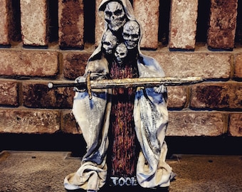 Tool SG Skulls statue