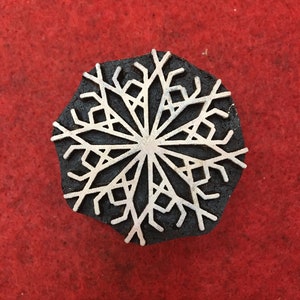 Lot de 10 motifs différents, motif flocon de neige, bloc textile en bois, bloc de bois de Noël, tampon sculpté à la main pour impression.