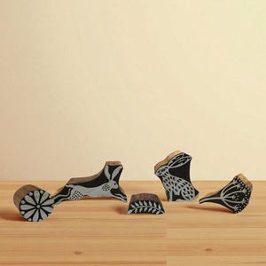 Juego de bloques de sellos de liebres y cabezas de semillas, bloque de impresión de madera india tallado a mano; sello textil; sello de cerámica,