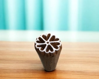 Bloque de impresión de madera indio con diseño de flor pequeña, sello textil (2,5 cm)
