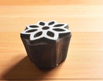 Eight Leaves-bloem, met de hand gesneden Indiaas houten drukblok; textielstempel; aardewerk stempel,