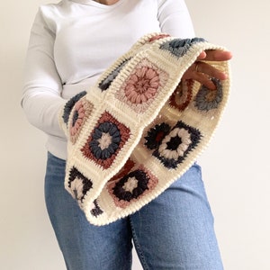 PATTERN Astrid Granny Cowl Pattern Crochet Granny Square Neck warmer Scarf Winter Accessories Snood DIGITAL DOWNLOAD image 6