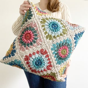 PATTERN | Hygge Burst Pillow Pattern  | Crochet Granny Square | Sunburst Granny Square | DIGITAL DOWNLOAD