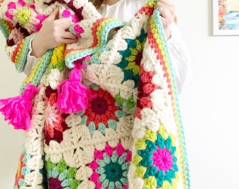 PATTERN | Christmas in the Sand Blanket | Crochet Granny Square Blanket | Starburst Granny Square | DIGITAL DOWNLOAD