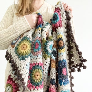 PATTERN Hygge Burst Blanket Crochet Granny Square Blanket Sunburst Granny Square DIGITAL DOWNLOAD image 5