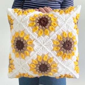 PATTERN Solig Sunflower Pillow Pattern Crochet Granny Square Sunburst Granny Square Crochet Flower DIGITAL DOWNLOAD image 8