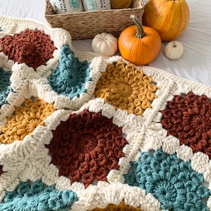 PATTERN Special Edition Autumn, Christmas & Halloween Island Time Blanket Crochet Sunburst Granny Square Chunky DIGITAL DOWNLOAD image 4