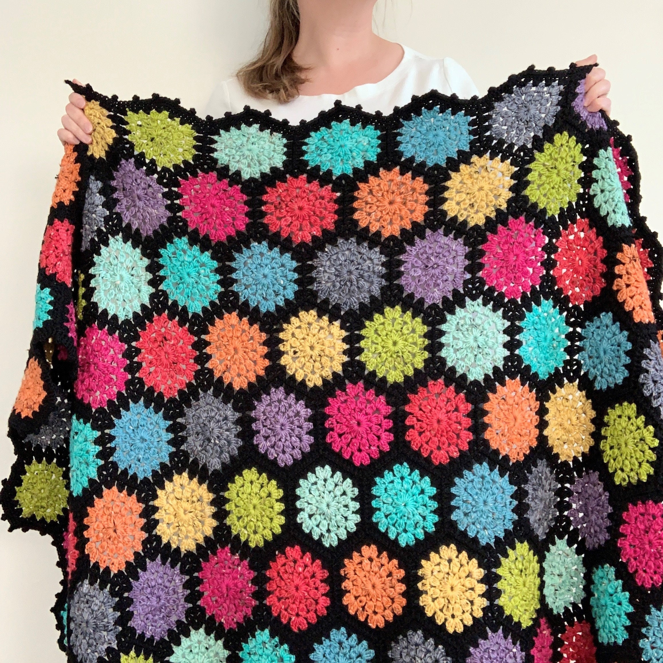 Ravelry: Circus Infinity Granny Square Baby Blanket pattern by Debi Park