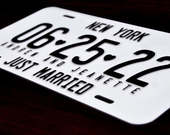 Personalized License Plate, Just Married, Mr Mrs, Bride, Groom, Personalized Gifts, Wedding Gift, Shower Gift, Couples Shower, Car Tag, Tin