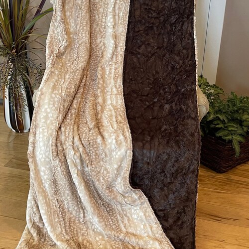 Minky Throw Extra Large Two Yard Adult/Teen Blanket Luxe Cuddle Fawn Beige & Luxe shops Cuddle Marble Chocolate Double Sided Minky Blanket