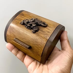 Vintage Handcrafted Bamboo Box with Elephant Engraving – Multipurpose Wooden Keepsake & Storage Box, Ideal Gift for Birthday or Home Decor