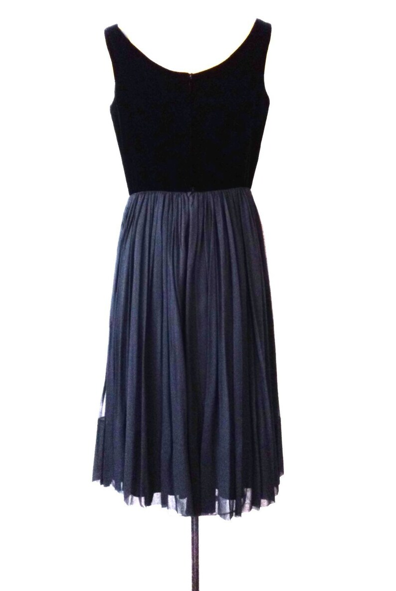 Vintage 1950s Black Velvet and Taffeta Gown with Crepe Overlay 1950 Little Black Dress Vintage Crepe Ruched Dress Medium 38b 30w