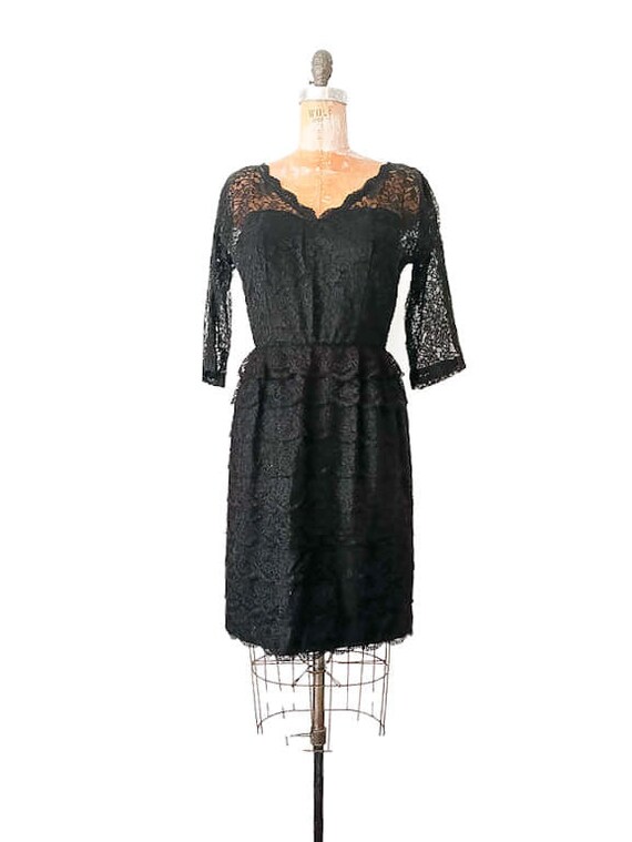 Vintage 1950s Black Tiered Lace Short Cocktail Dre