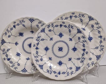 ONE Plate+Napkin QUEEN'S Finlandia Earthenware Blue Dinner Plate 10 " Or Salad 8 1/8"  Plate Or Soup Plate 8.75"