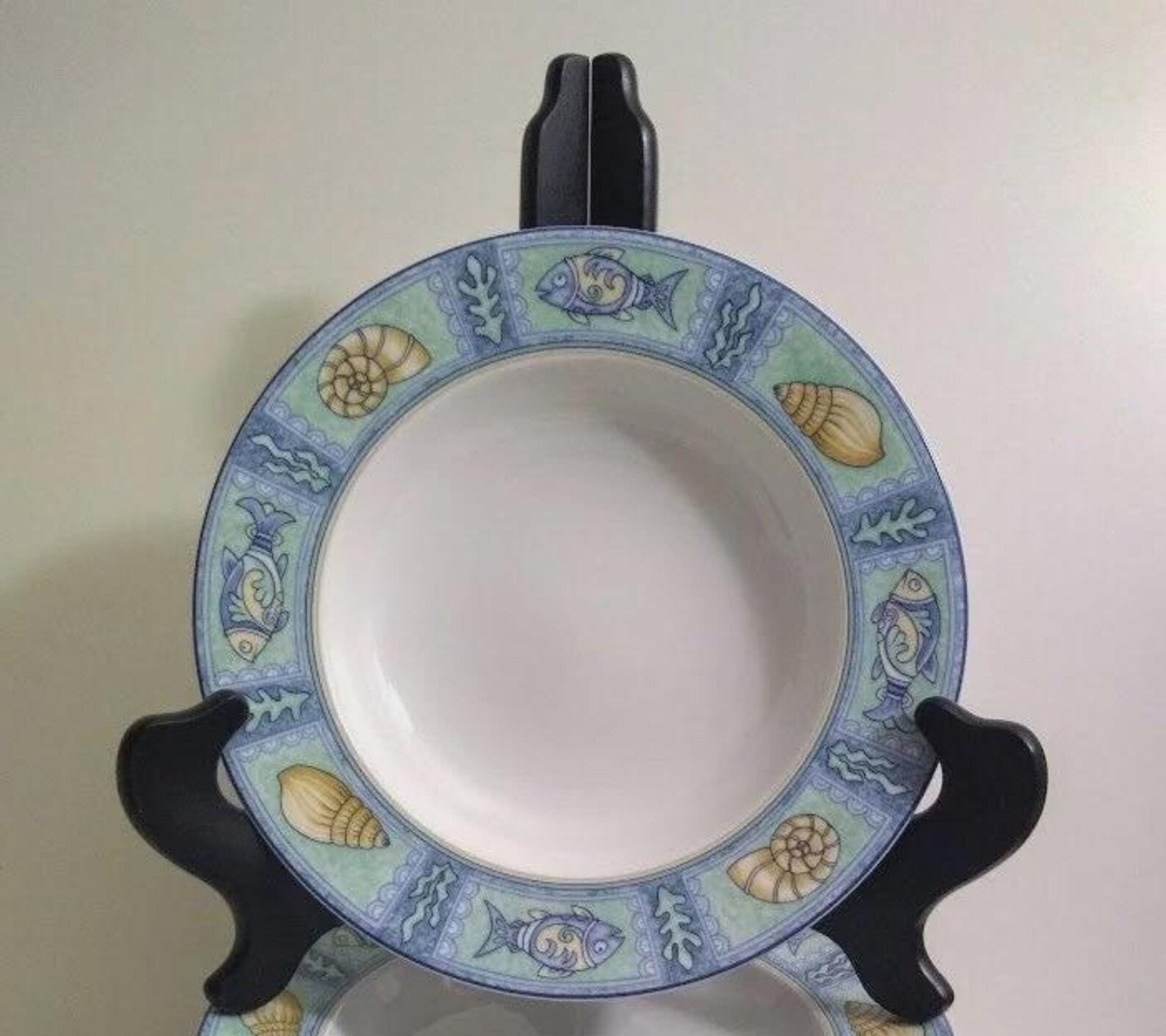 Shell Dinnerware One Plate Studio NOVA Mystic Bay Fish Seashell Ocean Seaworld Marine ...